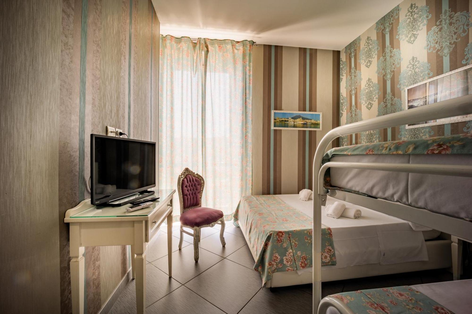 Hotel New Sayonara Naples Exterior photo