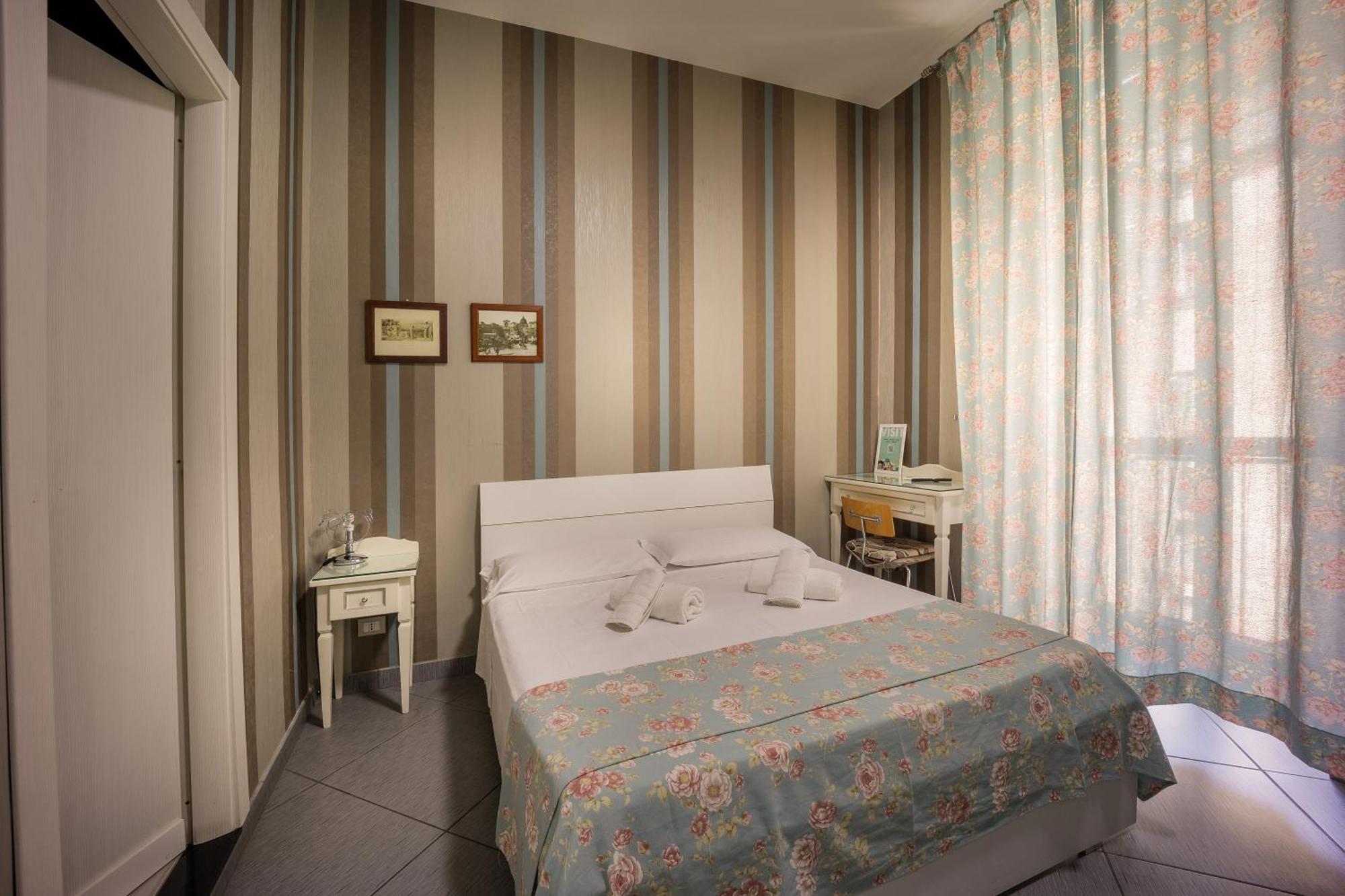 Hotel New Sayonara Naples Exterior photo