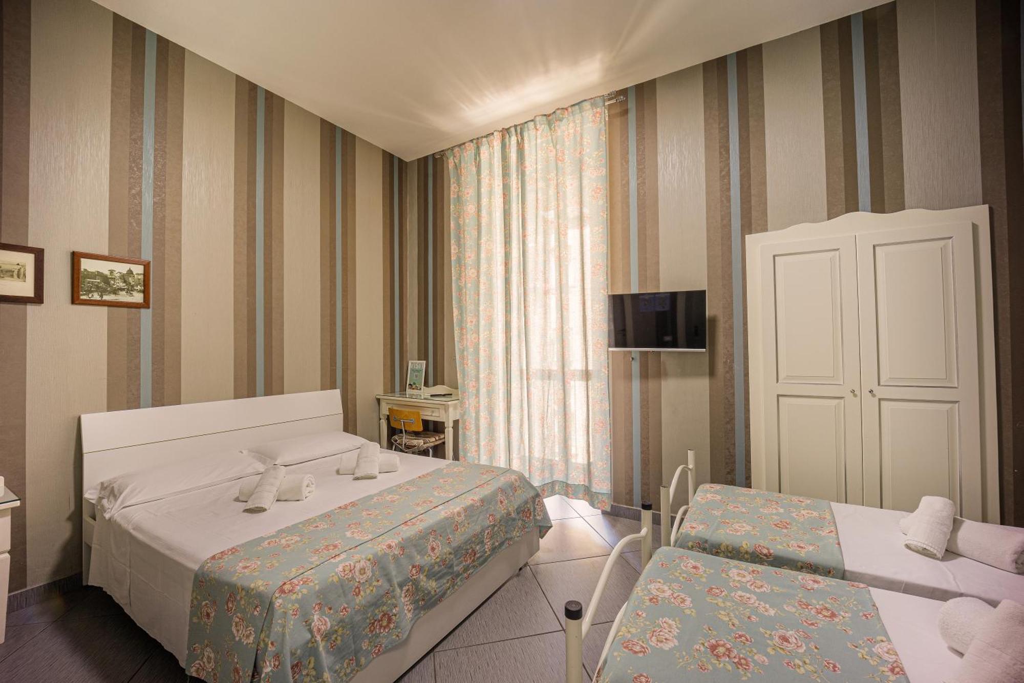 Hotel New Sayonara Naples Exterior photo